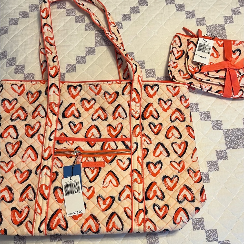 Vera Bradley Vera Tote & 3 piece Cosmetic Hearts Pink